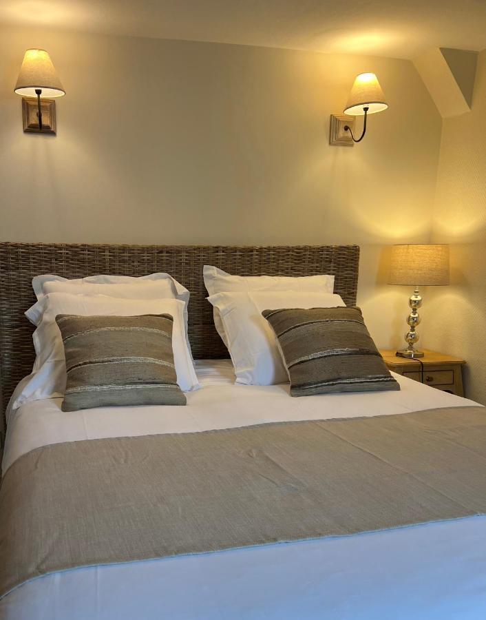 שנטילי Hotel L'Avenue מראה חיצוני תמונה