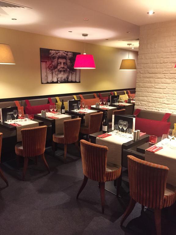 שנטילי Hotel L'Avenue מראה חיצוני תמונה